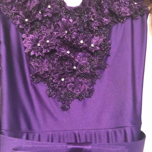 Bandage Style Gown - Picture 4 of 7